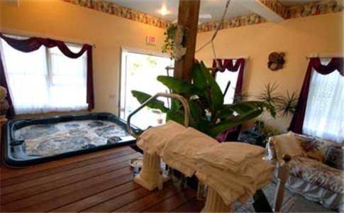 The Lion And The Rose Bed & Breakfast Whitefield Exterior photo