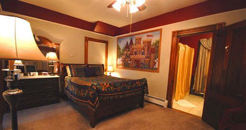 The Lion And The Rose Bed & Breakfast Whitefield Exterior photo